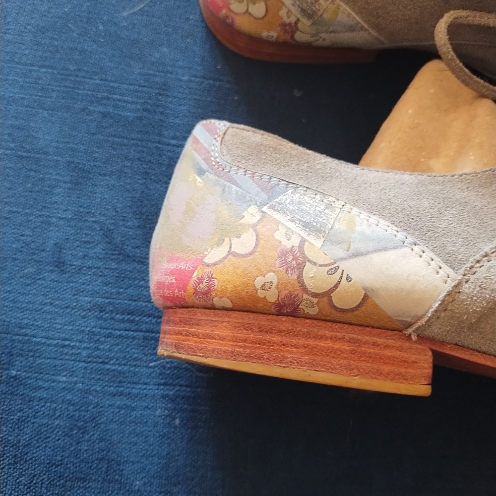Catherine Parra Leather + Suede And Patchwork Floral Flat Shoes 38 - Picture 4 of 9